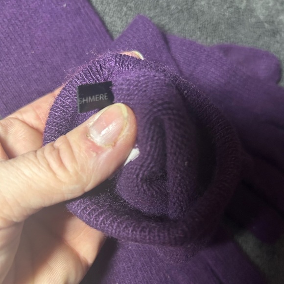Sermoneta vintage purple 100% cashmere elbow length gloves, Women’s size M/L. - Picture 4 of 4